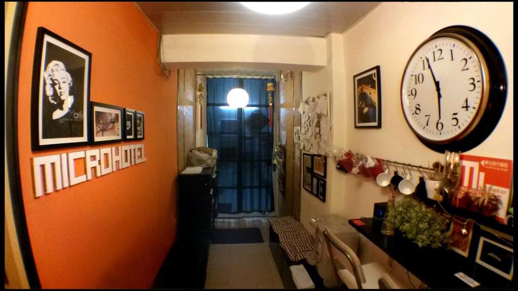 Micro Hotel Hong Kong Room photo